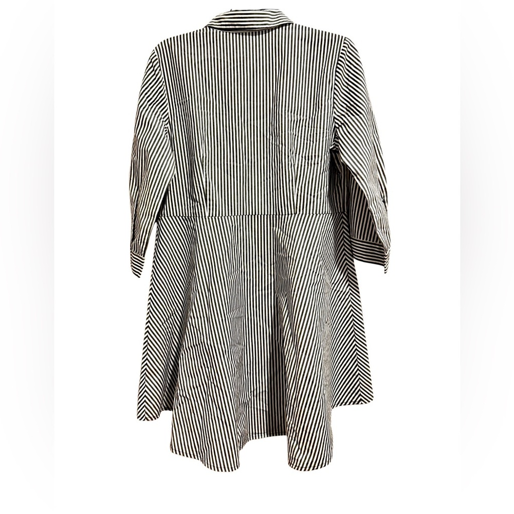 Joan Rivers Seersucker Button Front Striped Shirt - Picture 4 of 7